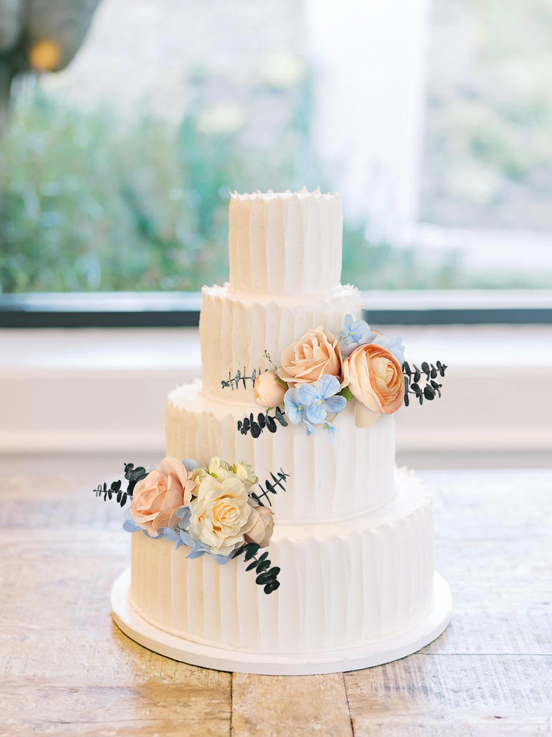 Choosing Between Artificial and Real Flowers for Cake Decor: What You Need to Know - Rinlong Flower