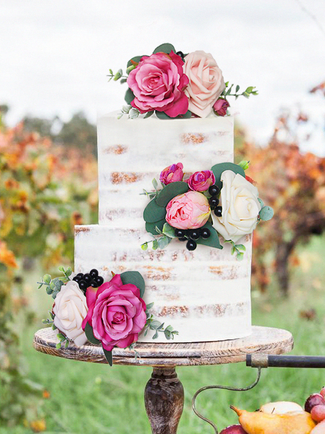 How to Choose a Cake Topper That Reflects Your Personal Love Story?