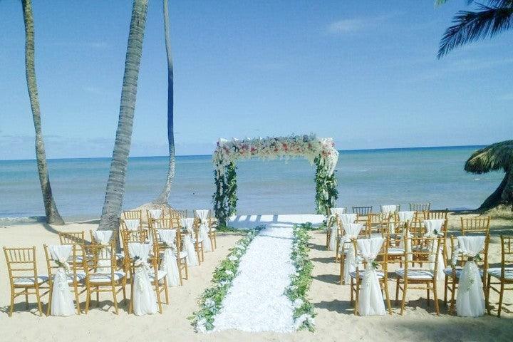 Ultimate Guide to Planning Your Dream Destination Wedding Flowers - Rinlong Flower