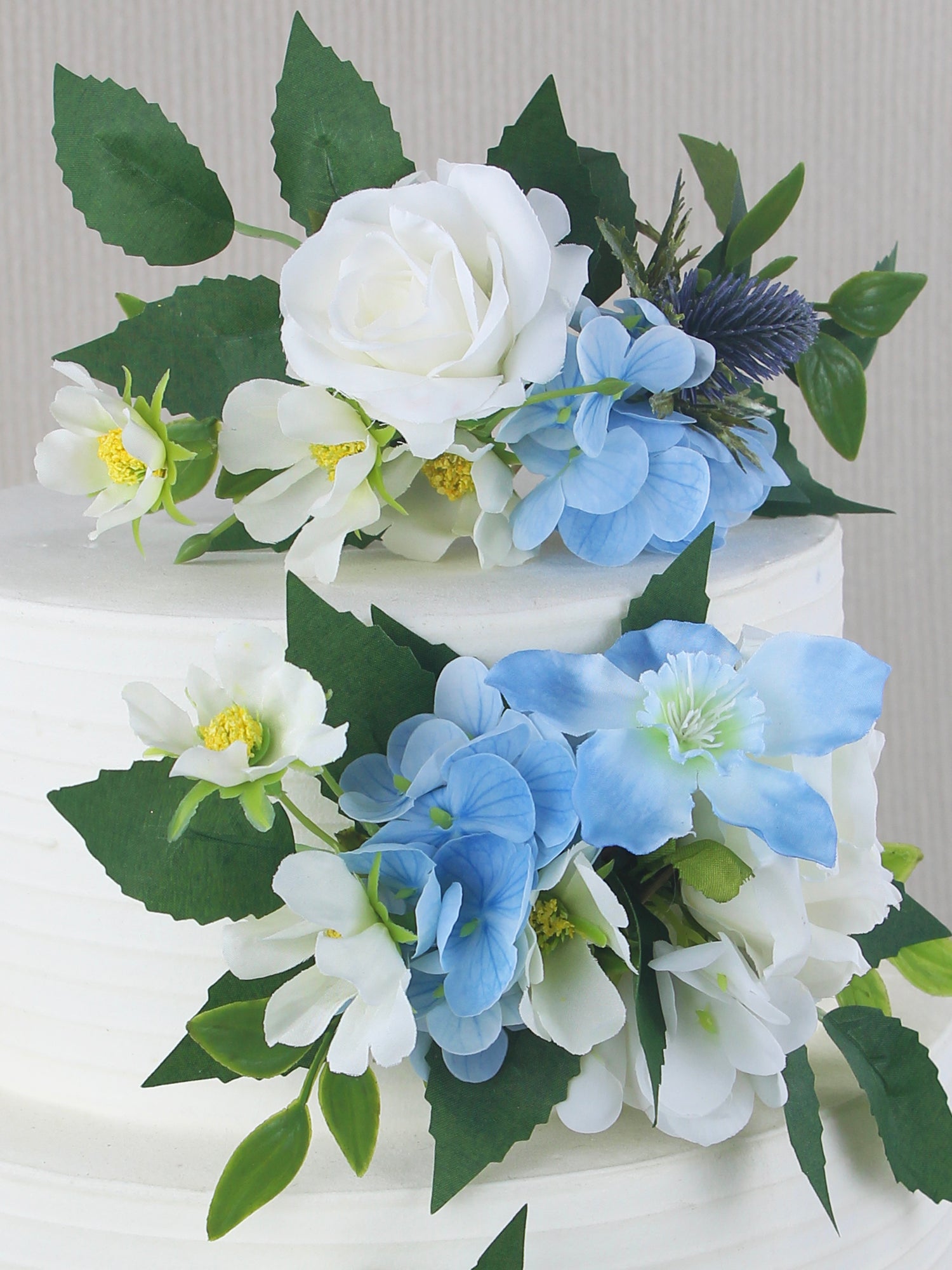 3Pcs White & Baby Blue Cake Flowers Set