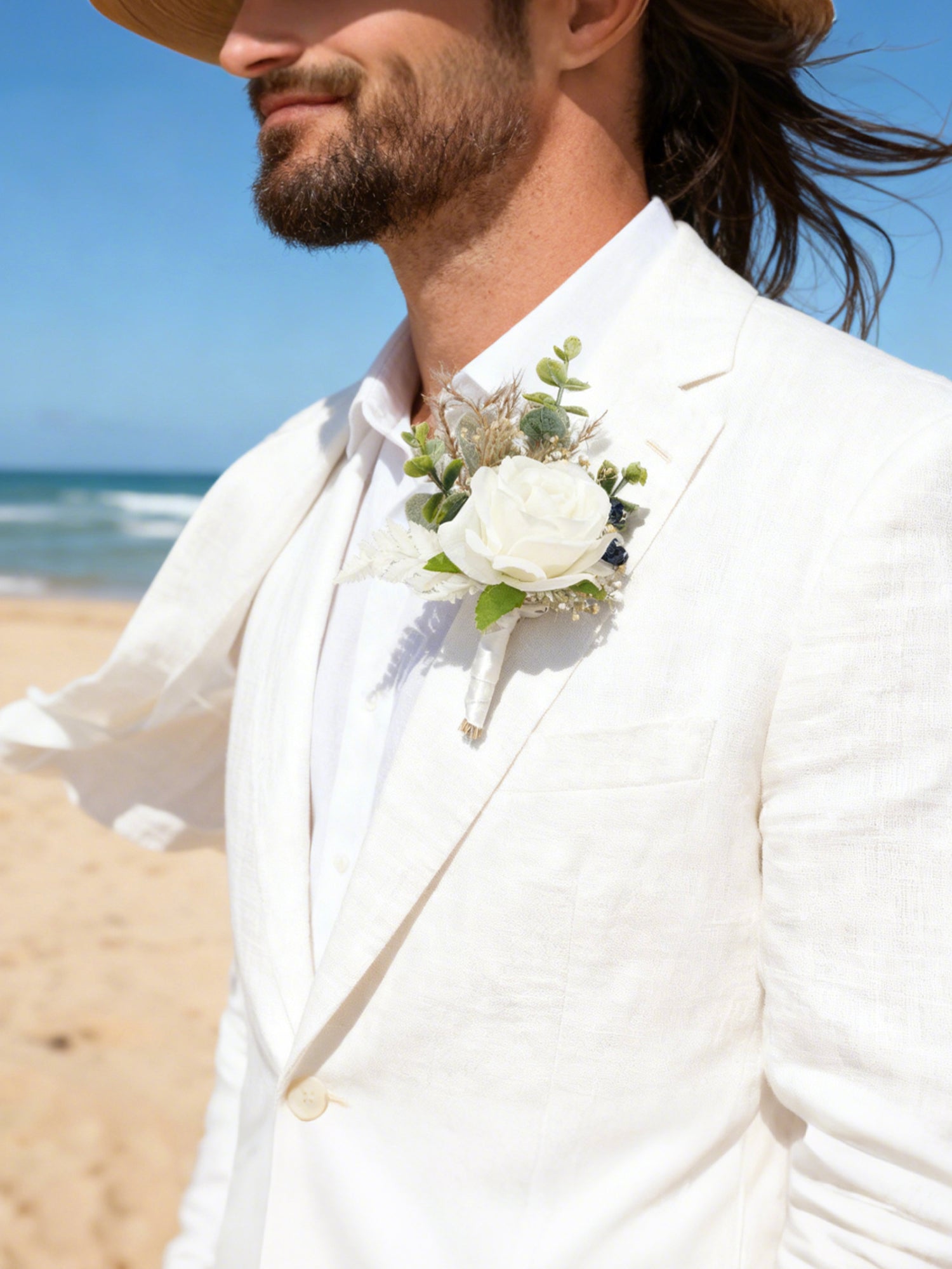 Boutonniere White & Beige
