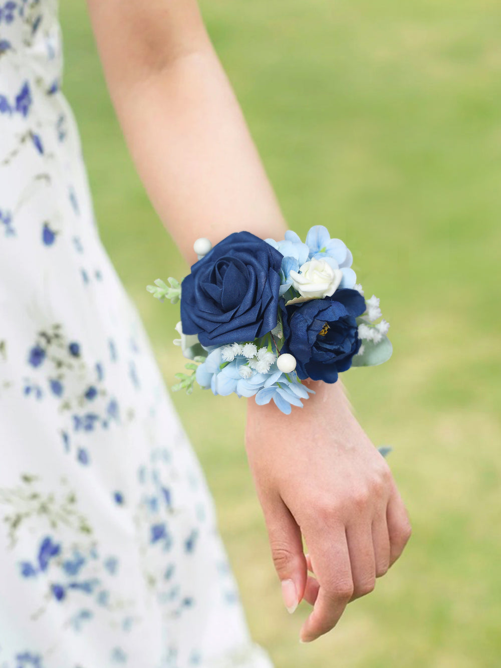Navy Blue Rose & Hydrangea Wrist Corsage - Rinlong Flower
