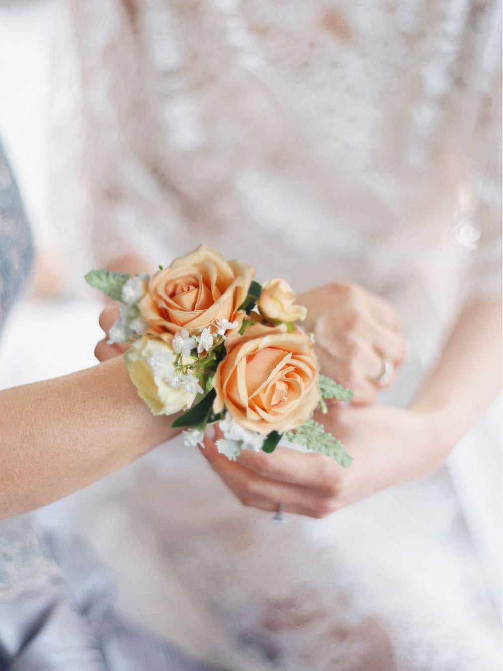 Peach & Champagne Wrist Corsage - Rinlong Flower