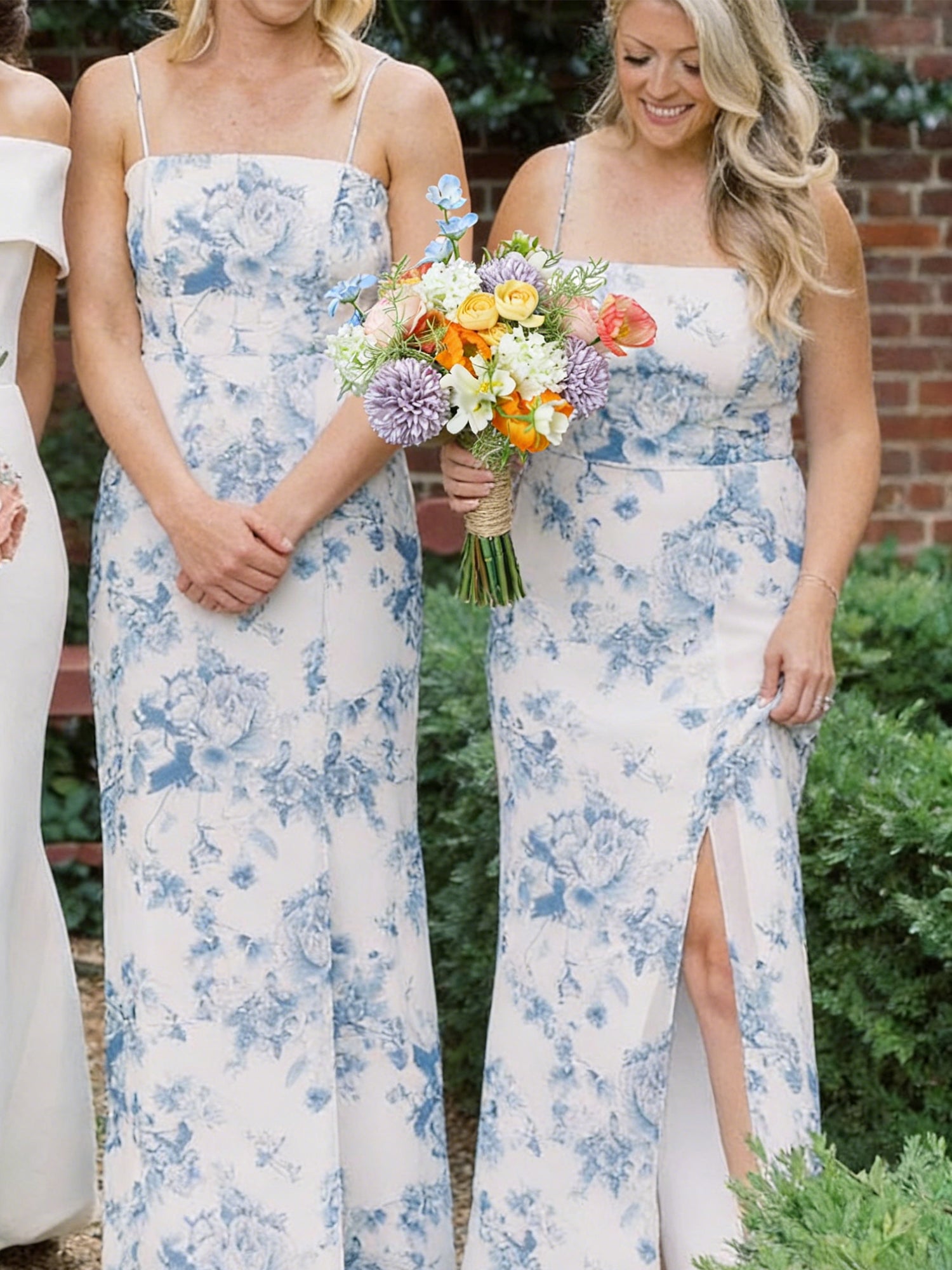 8.2 inch wide Spring Pastels Bridesmaid Bouquet - Rinlong Flower