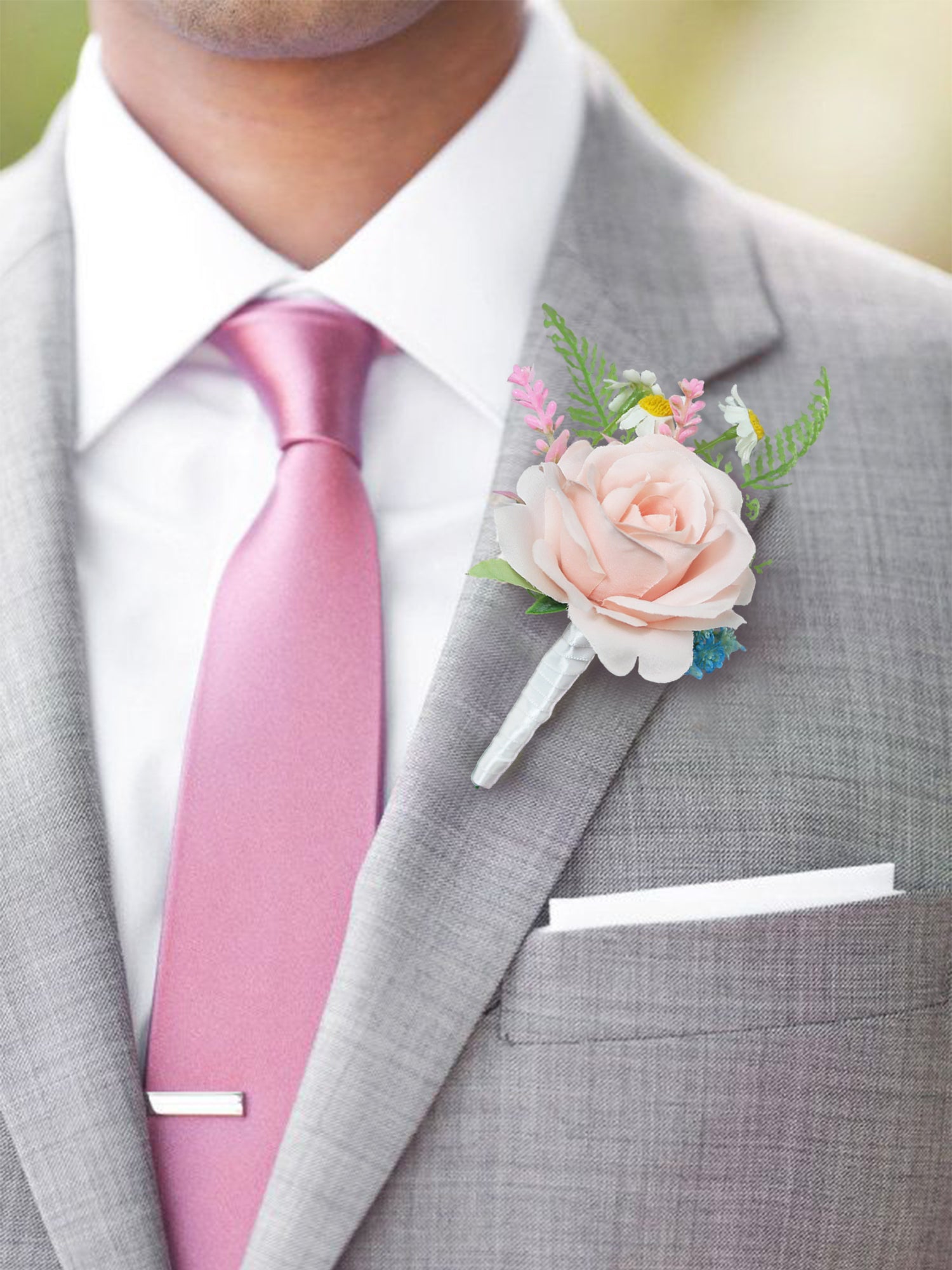 Boutonniere Light Pink