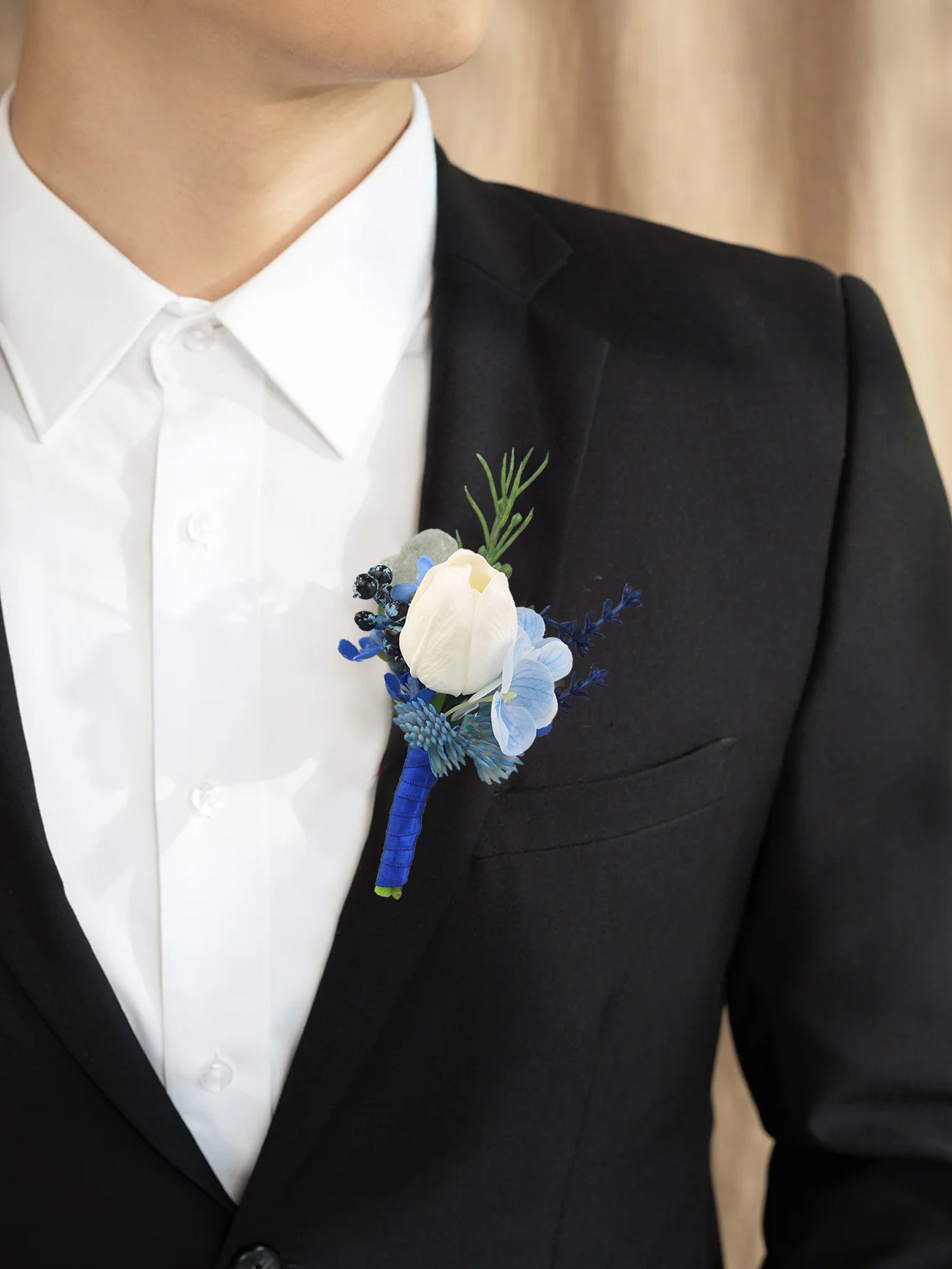 Boutonniere Blue Hydrangea & White Tulip
